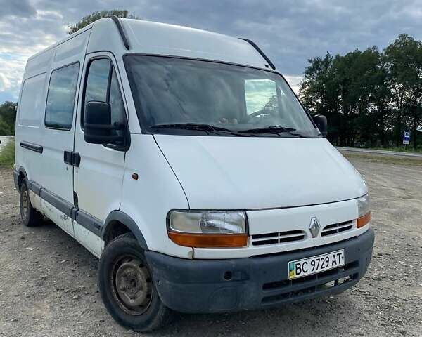 Белый Рено Трафик, объемом двигателя 0 л и пробегом 379 тыс. км за 2950 $, фото 1 на Automoto.ua