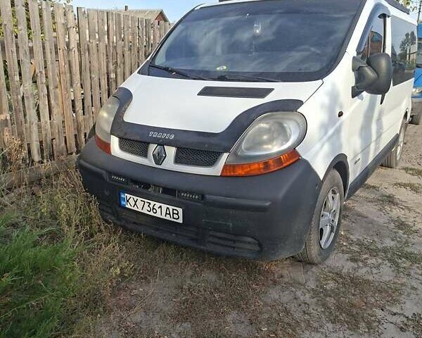 Білий Рено Трафік, об'ємом двигуна 1.87 л та пробігом 430 тис. км за 6000 $, фото 1 на Automoto.ua