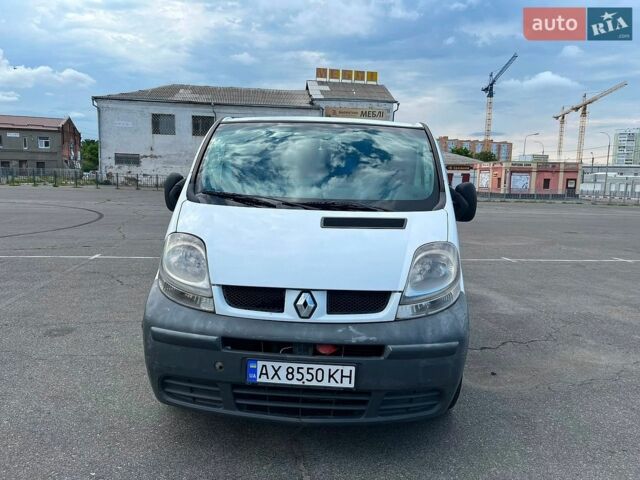 Білий Рено Трафік, об'ємом двигуна 1.9 л та пробігом 346 тис. км за 6300 $, фото 1 на Automoto.ua