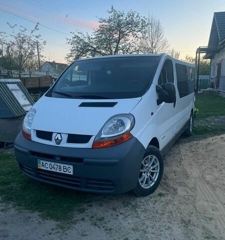 Білий Рено Трафік, об'ємом двигуна 1.9 л та пробігом 450 тис. км за 7000 $, фото 1 на Automoto.ua