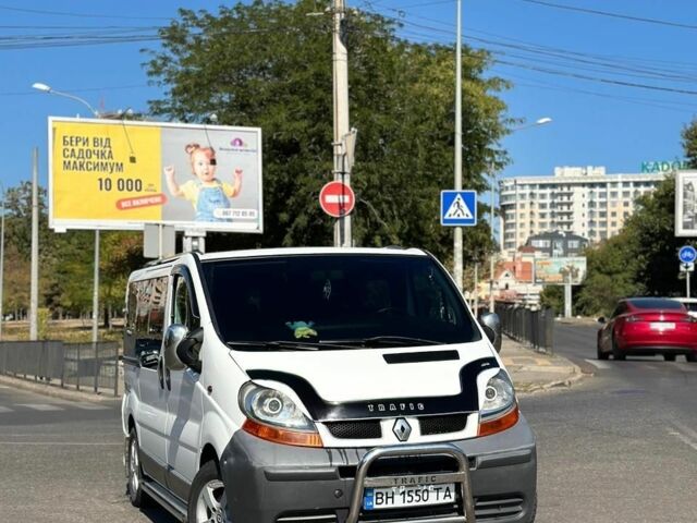 Білий Рено Трафік, об'ємом двигуна 1.9 л та пробігом 400 тис. км за 7500 $, фото 1 на Automoto.ua