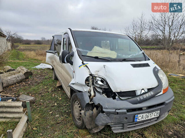 Білий Рено Трафік, об'ємом двигуна 1.87 л та пробігом 362 тис. км за 1500 $, фото 1 на Automoto.ua