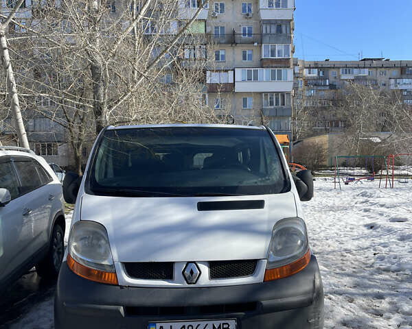 Білий Рено Трафік, об'ємом двигуна 1.9 л та пробігом 355 тис. км за 7000 $, фото 1 на Automoto.ua