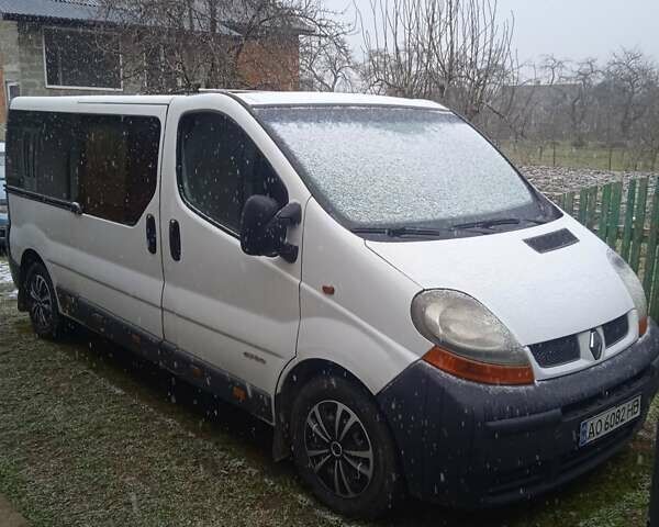 Білий Рено Трафік, об'ємом двигуна 1.9 л та пробігом 380 тис. км за 5500 $, фото 1 на Automoto.ua