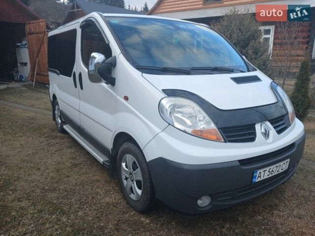 Білий Рено Трафік, об'ємом двигуна 2 л та пробігом 343 тис. км за 9350 $, фото 1 на Automoto.ua