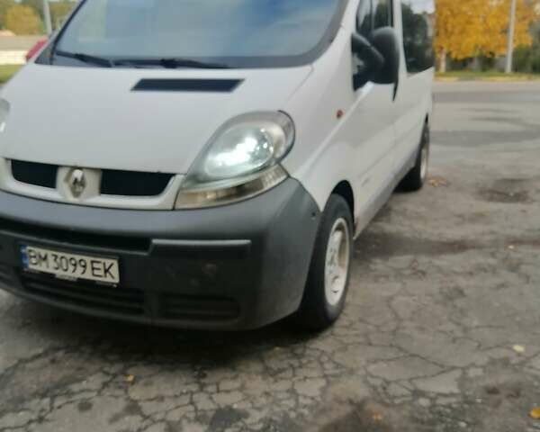 Белый Рено Трафик, объемом двигателя 1.9 л и пробегом 460 тыс. км за 7500 $, фото 1 на Automoto.ua