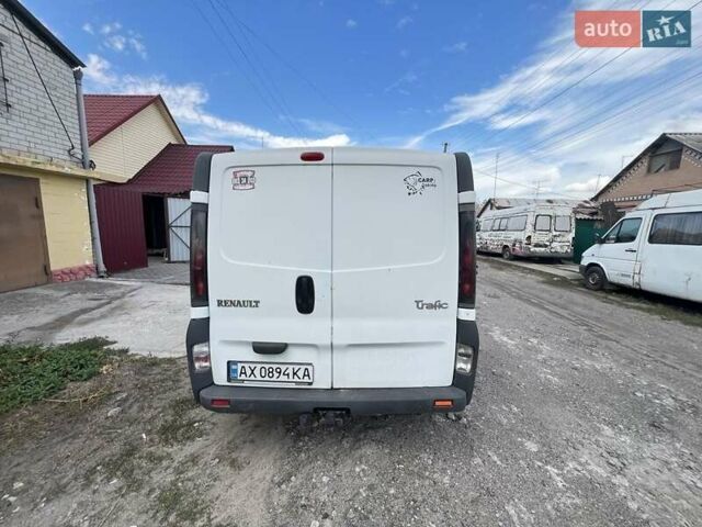 Белый Рено Трафик, объемом двигателя 1.9 л и пробегом 386 тыс. км за 5700 $, фото 1 на Automoto.ua