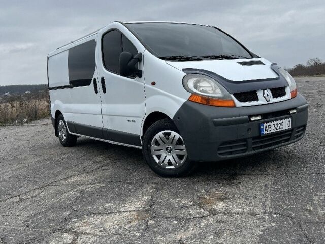 Білий Рено Трафік, об'ємом двигуна 1.9 л та пробігом 361 тис. км за 7999 $, фото 1 на Automoto.ua