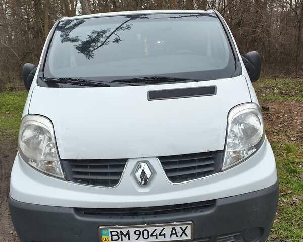 Білий Рено Трафік, об'ємом двигуна 2 л та пробігом 281 тис. км за 9000 $, фото 1 на Automoto.ua