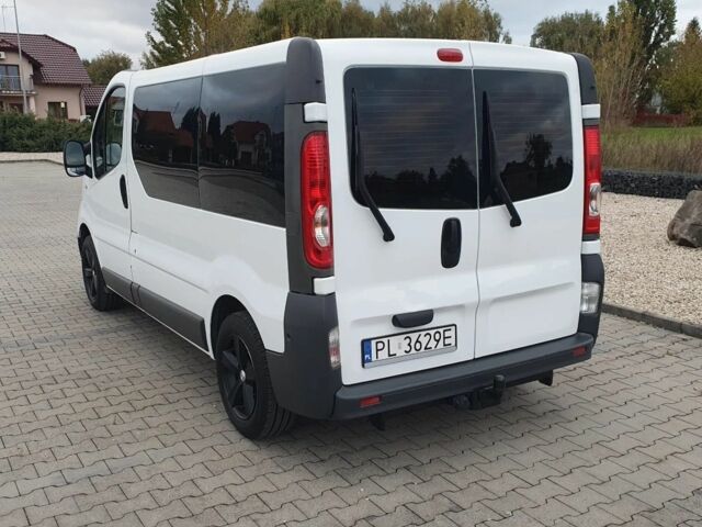 Белый Рено Трафик, объемом двигателя 2 л и пробегом 258 тыс. км за 3200 $, фото 1 на Automoto.ua