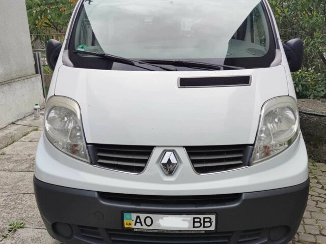 Рено Трафик 2008 в Хусте на Automoto.ua Белый Рено Трафик, объемом двигателя 0 л и пробегом 308 тыс. км за 8900 $, фото 1 на Automoto.ua