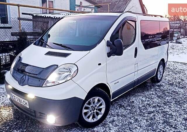 Белый Рено Трафик, объемом двигателя 2 л и пробегом 508 тыс. км за 10400 $, фото 1 на Automoto.ua