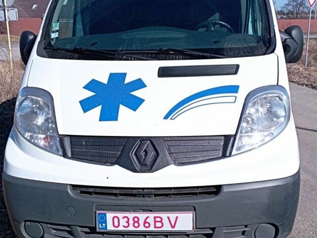 Білий Рено Трафік, об'ємом двигуна 2 л та пробігом 320 тис. км за 6343 $, фото 1 на Automoto.ua