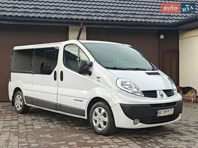 Білий Рено Трафік, об'ємом двигуна 2 л та пробігом 290 тис. км за 13900 $, фото 1 на Automoto.ua