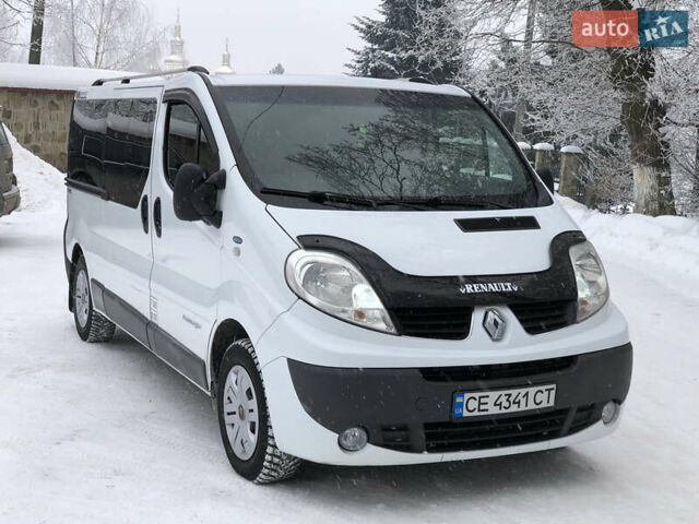 Белый Рено Трафик, объемом двигателя 2 л и пробегом 273 тыс. км за 14700 $, фото 1 на Automoto.ua