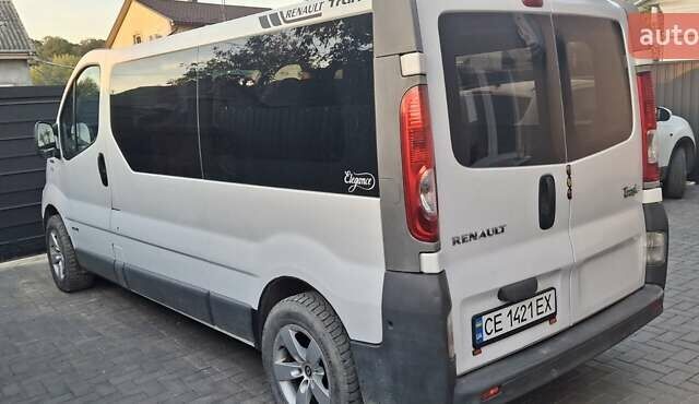 Білий Рено Трафік, об'ємом двигуна 2 л та пробігом 239 тис. км за 13700 $, фото 1 на Automoto.ua
