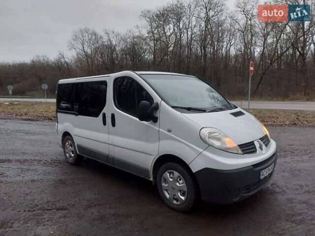 Белый Рено Трафик, объемом двигателя 2 л и пробегом 187 тыс. км за 14500 $, фото 1 на Automoto.ua