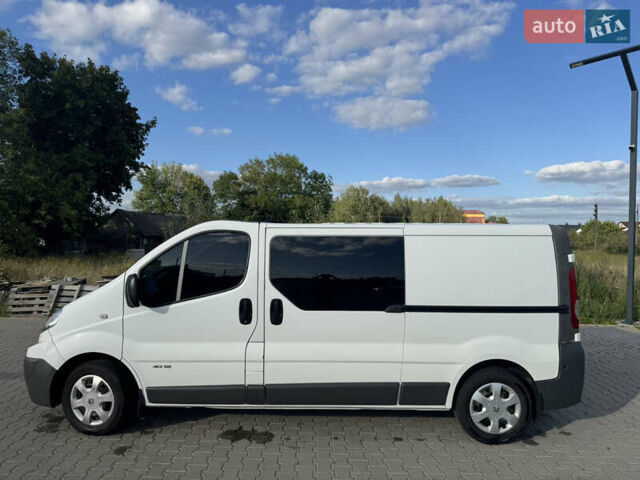 Белый Рено Трафик, объемом двигателя 2 л и пробегом 373 тыс. км за 12200 $, фото 1 на Automoto.ua