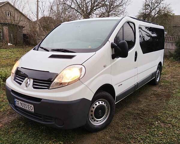 Белый Рено Трафик, объемом двигателя 2 л и пробегом 283 тыс. км за 14500 $, фото 1 на Automoto.ua