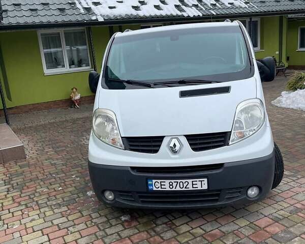 Білий Рено Трафік, об'ємом двигуна 2 л та пробігом 290 тис. км за 13700 $, фото 1 на Automoto.ua