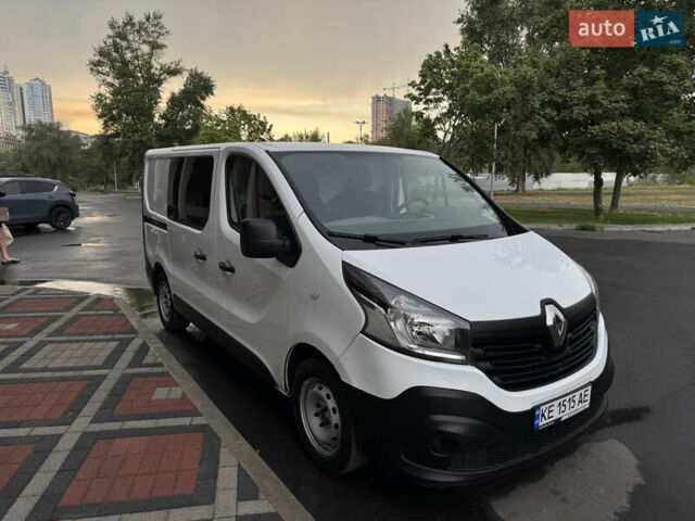 Белый Рено Трафик, объемом двигателя 1.6 л и пробегом 270 тыс. км за 9700 $, фото 1 на Automoto.ua