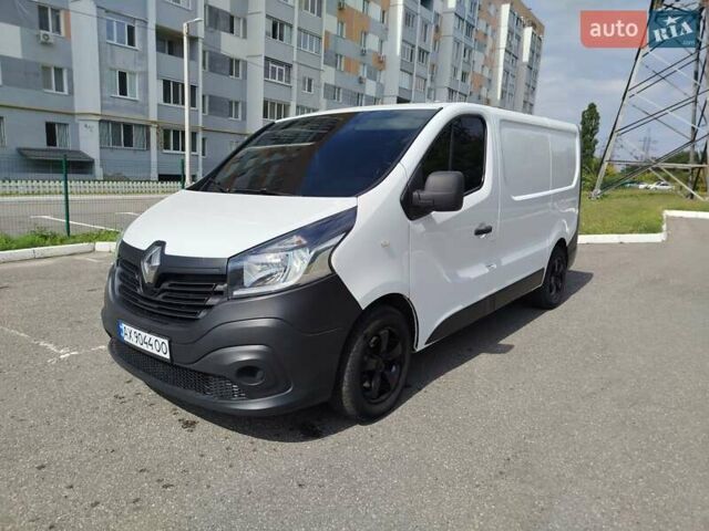 Білий Рено Трафік, об'ємом двигуна 1.6 л та пробігом 320 тис. км за 10000 $, фото 1 на Automoto.ua