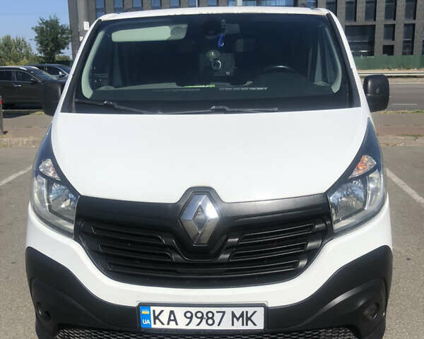 Белый Рено Трафик, объемом двигателя 1.6 л и пробегом 260 тыс. км за 14800 $, фото 1 на Automoto.ua