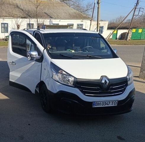 Белый Рено Трафик, объемом двигателя 1.6 л и пробегом 260 тыс. км за 12500 $, фото 1 на Automoto.ua