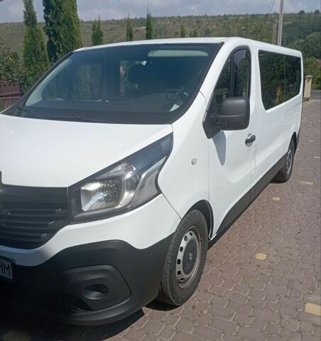 Белый Рено Трафик, объемом двигателя 1.6 л и пробегом 250 тыс. км за 12500 $, фото 1 на Automoto.ua