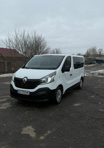 Білий Рено Трафік, об'ємом двигуна 1.6 л та пробігом 327 тис. км за 17300 $, фото 1 на Automoto.ua