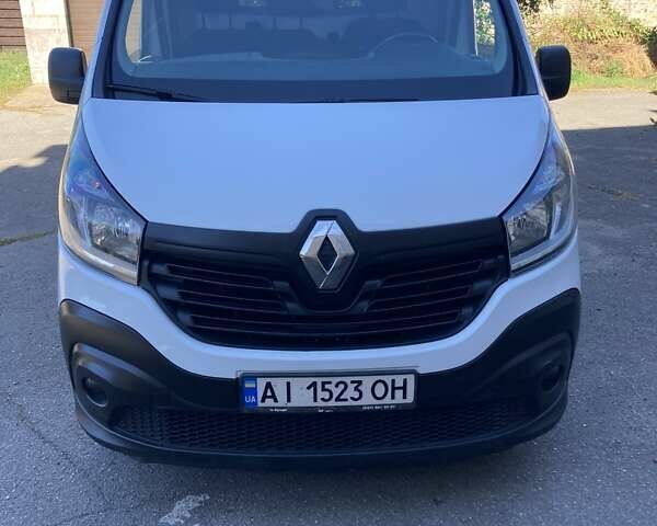 Білий Рено Трафік, об'ємом двигуна 1.6 л та пробігом 236 тис. км за 12300 $, фото 1 на Automoto.ua
