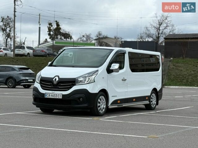 Белый Рено Трафик, объемом двигателя 1.6 л и пробегом 285 тыс. км за 16900 $, фото 1 на Automoto.ua