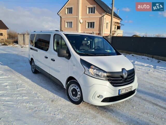Белый Рено Трафик, объемом двигателя 1.6 л и пробегом 280 тыс. км за 16400 $, фото 1 на Automoto.ua
