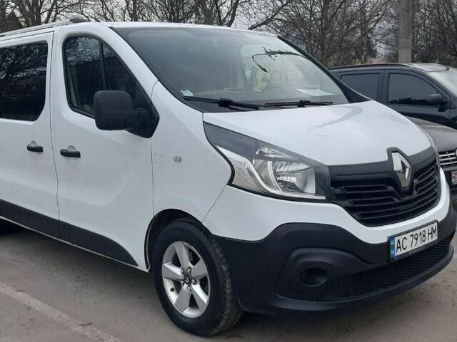 Белый Рено Трафик, объемом двигателя 1.6 л и пробегом 277 тыс. км за 14900 $, фото 1 на Automoto.ua