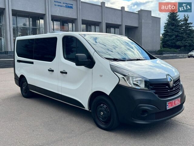 Білий Рено Трафік, об'ємом двигуна 1.6 л та пробігом 198 тис. км за 16300 $, фото 1 на Automoto.ua