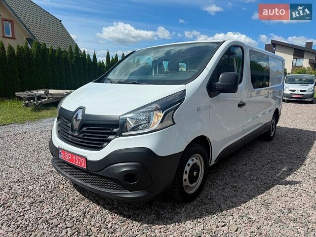 Белый Рено Трафик, объемом двигателя 1.6 л и пробегом 280 тыс. км за 14900 $, фото 1 на Automoto.ua