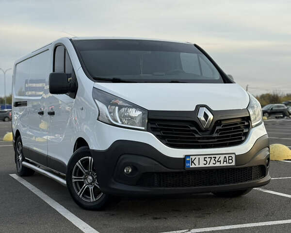 Білий Рено Трафік, об'ємом двигуна 1.6 л та пробігом 325 тис. км за 13200 $, фото 1 на Automoto.ua