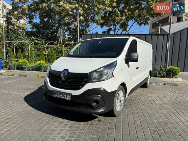 Белый Рено Трафик, объемом двигателя 1.6 л и пробегом 250 тыс. км за 12490 $, фото 1 на Automoto.ua