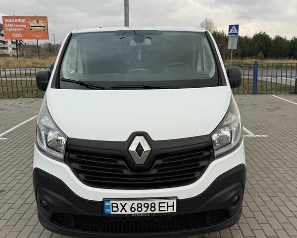 Білий Рено Трафік, об'ємом двигуна 1.6 л та пробігом 185 тис. км за 17500 $, фото 1 на Automoto.ua