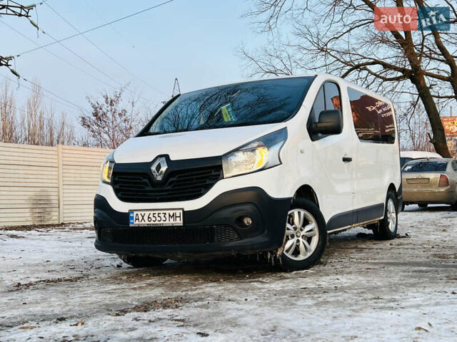 Белый Рено Трафик, объемом двигателя 1.6 л и пробегом 240 тыс. км за 16700 $, фото 1 на Automoto.ua
