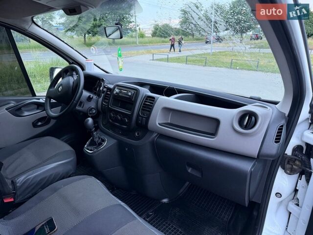 Білий Рено Трафік, об'ємом двигуна 1.6 л та пробігом 238 тис. км за 14299 $, фото 1 на Automoto.ua