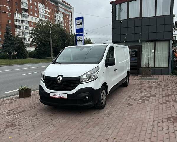 Белый Рено Трафик, объемом двигателя 1.6 л и пробегом 192 тыс. км за 12490 $, фото 1 на Automoto.ua