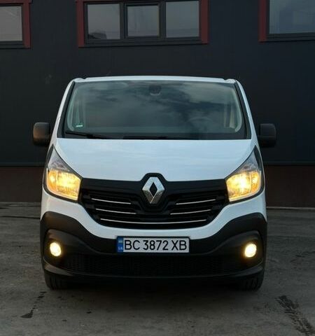 Белый Рено Трафик, объемом двигателя 1.6 л и пробегом 113 тыс. км за 17700 $, фото 1 на Automoto.ua