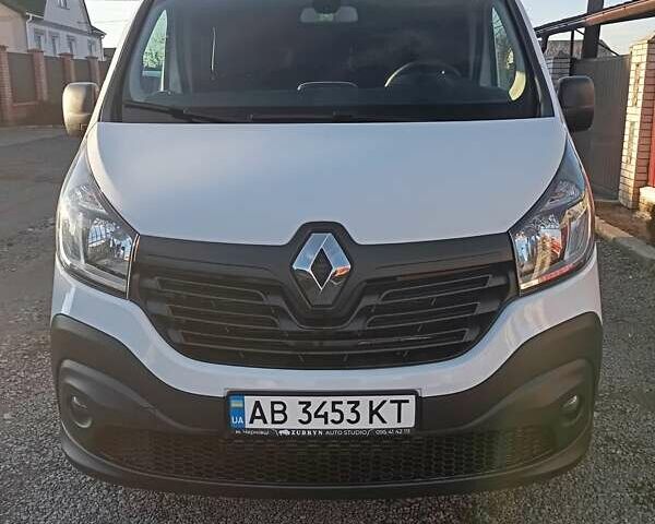 Білий Рено Трафік, об'ємом двигуна 1.6 л та пробігом 139 тис. км за 15500 $, фото 1 на Automoto.ua