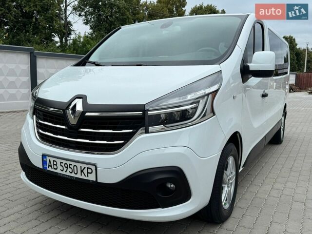 Білий Рено Трафік, об'ємом двигуна 2 л та пробігом 194 тис. км за 22399 $, фото 1 на Automoto.ua