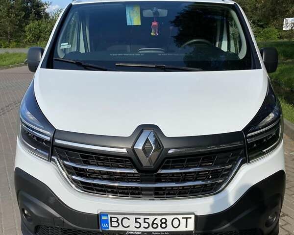 Білий Рено Трафік, об'ємом двигуна 2 л та пробігом 103 тис. км за 21200 $, фото 1 на Automoto.ua