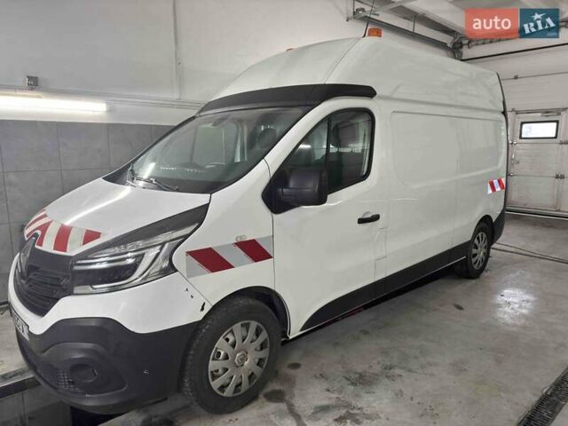 Білий Рено Трафік, об'ємом двигуна 2 л та пробігом 111 тис. км за 20500 $, фото 1 на Automoto.ua