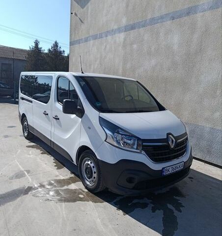 Білий Рено Трафік, об'ємом двигуна 2 л та пробігом 146 тис. км за 22500 $, фото 1 на Automoto.ua