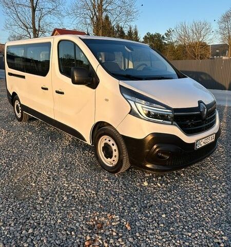 Білий Рено Трафік, об'ємом двигуна 2 л та пробігом 155 тис. км за 24278 $, фото 1 на Automoto.ua