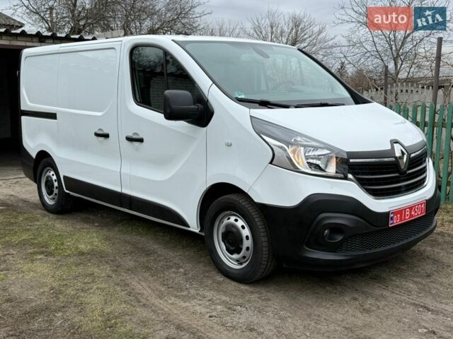 Белый Рено Трафик, объемом двигателя 2 л и пробегом 89 тыс. км за 19700 $, фото 1 на Automoto.ua